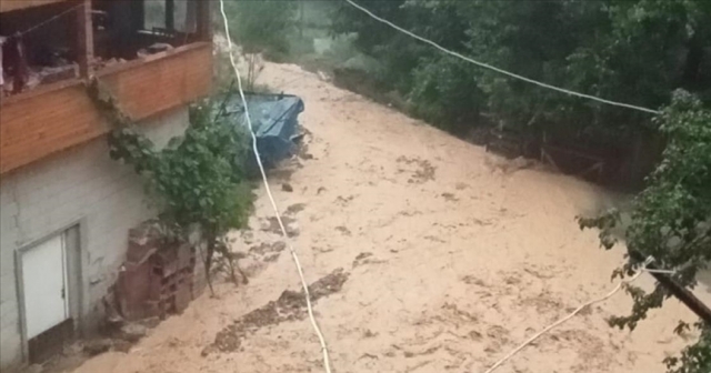 4 köy yolu ulaşıma kapandı