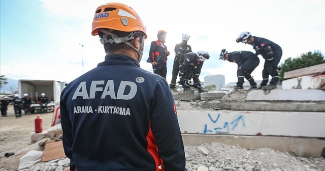 AFAD 1000 arama ve kurtarma teknikeri alacak