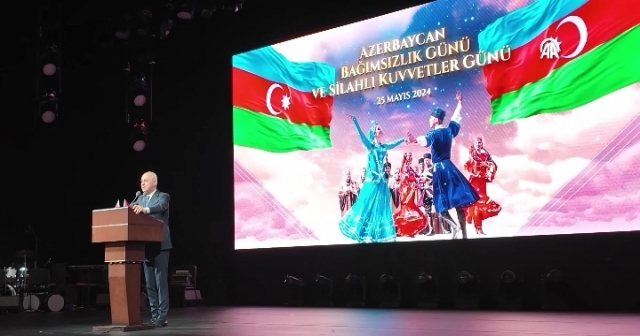 Azerbaycan Bağımsızlık Günü, Ankara'da Kutlandı