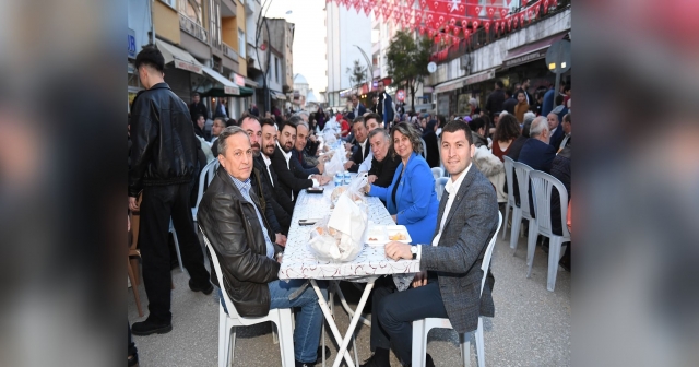 Başkan Tepe, Çamaş’ta İftar Programına Katıldı