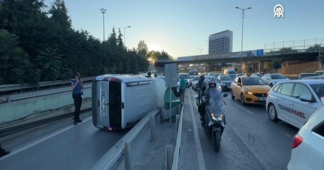 Bayrampaşa'da Kaza: 3 Yaralı