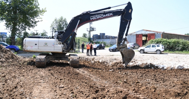 Cumhuriyet Mahallesi'nde İmar Yolu Çalışmaları Başladı