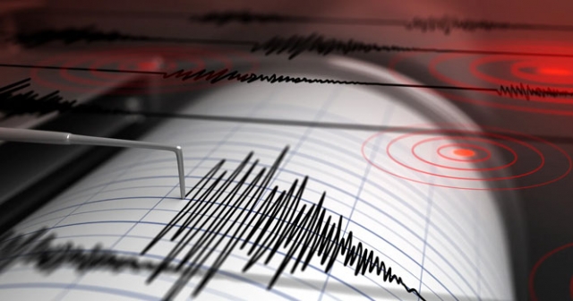 EGE DENİZİ'NDE DEPREM