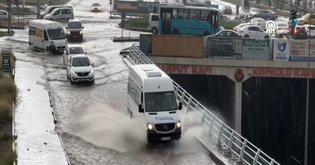 Erzurum'da Sağanak Etkisi Devam Etti