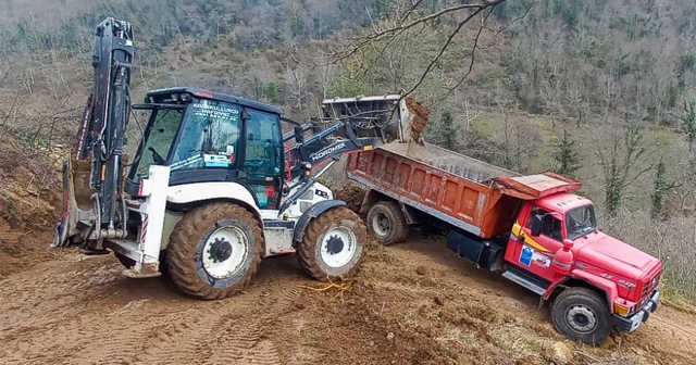 Fatsa Belediyesi'nden Kırsal Yollara Yatırım