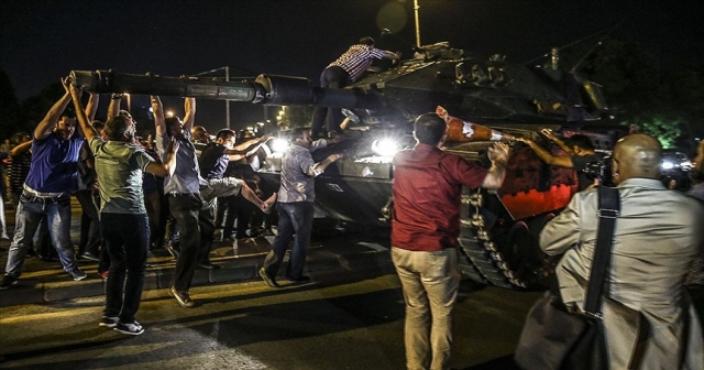 FETÖ'nün Darbe Girişiminin Üzerinden 8 Yıl Geçti