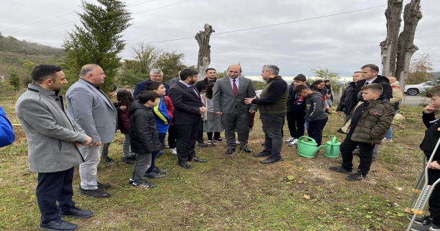 Fidan Dikim Etkinliği Gerçekleştirildi