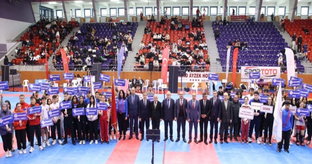 Gençler Kick Boks Şampiyonası Ordu’da Start Aldı