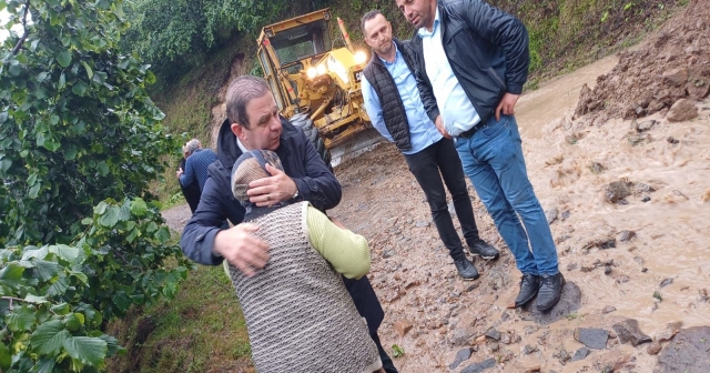 Gürgentepe'de yağmur zararlarına müdahale edildi