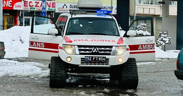 Gürgentepe'ye Kar Paletli Ambulanslar Kazandırıldı