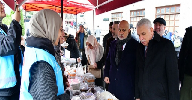 Hayır Çarşısına Yoğun İlgi