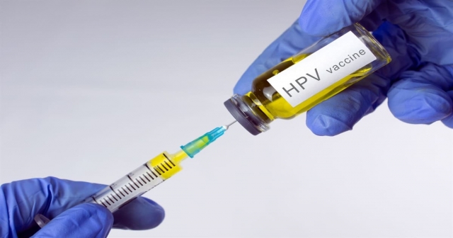 HPV Aşısı, Genital Kanserlere Karşı Koruma Sağlıyor