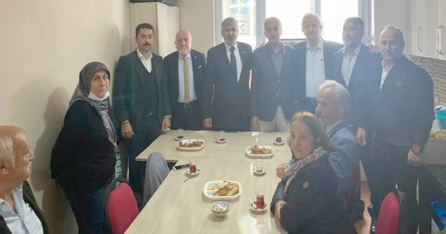 İYİ PARTİ’DE İSTİŞARE TOPLANTISI