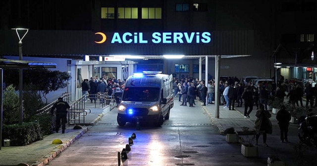 İzmir Seferihisar'da polis ekibine silahlı saldırı