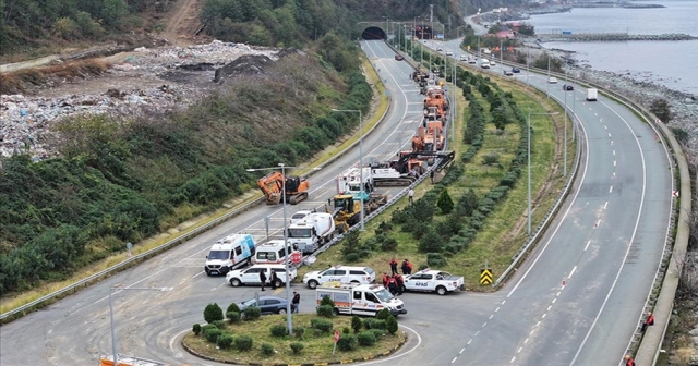 Karadeniz Sahil Yolu'nda çalışmalar devam ediyor