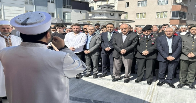 Kıbrıs Gazisi Salih Amca Son Yolculuğuna Uğurlandı