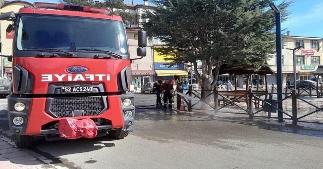 Mesudiye’de Bayram Öncesi Bahar Temizliği