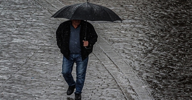 Meteorolojiden bazı bölgeler için fırtına ve sağanak uyarısı