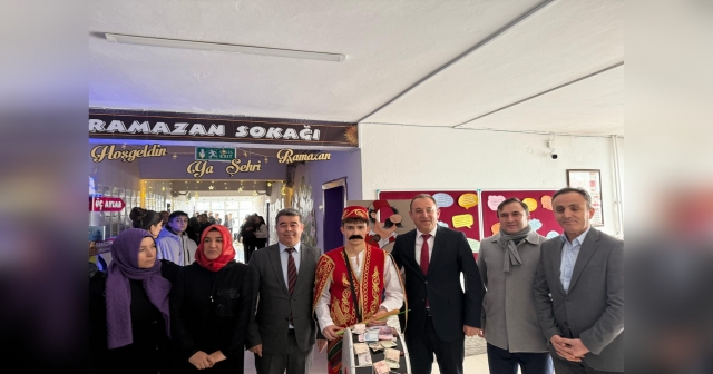 Mustafa Rakım Anadolu Lisesi'nden Ramazan Sokağı Etkinliği