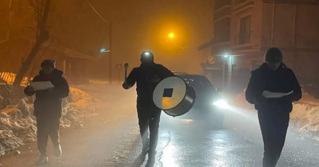 ÖĞRETMENLER DAVULCU OLDU