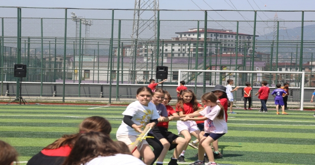 ORDU ‘DA GELENEKSEL ÇOCUK OYUNLARI ŞENLİĞİ DÜZENLENDİ