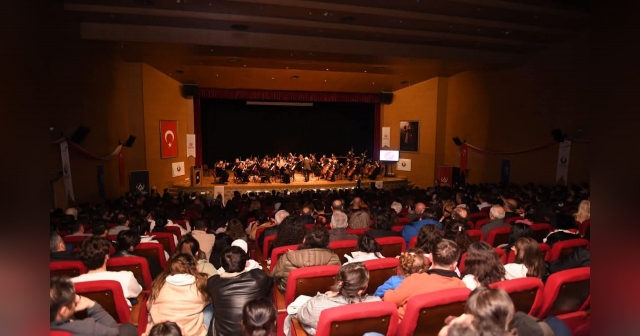 Ordu Filarmoni Orkestrası Sahneye Çıktı: Unutulmaz Bir Açılış Konseri