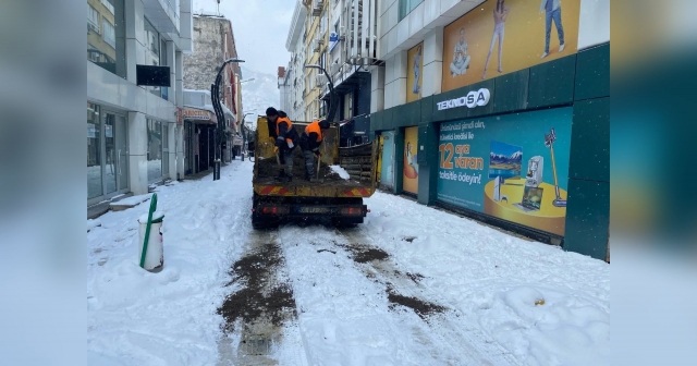 Ordu'da Tuzlama Çalışmaları Sürüyor