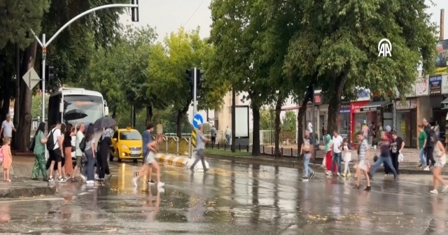 Sağanak Edirne'yi Serinletti..