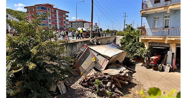 Samsun'daki trafik kazasında 11 kişi yaralandı
