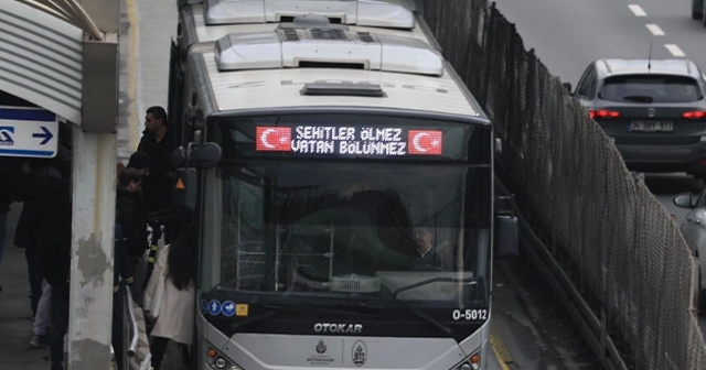 'ŞEHİTLER ÖLMEZ VATAN BÖLÜNMEZ' YAZILDI!