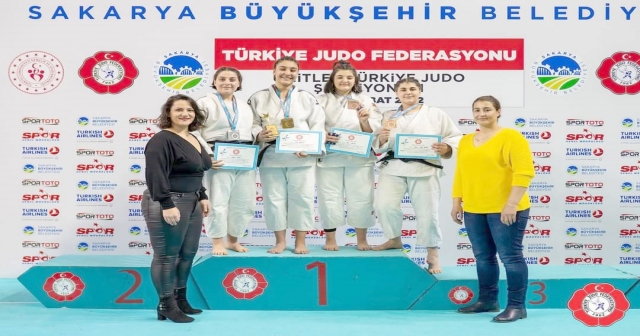 SPORCU ORDUSU  BAŞARILARA DOYMUYOR
