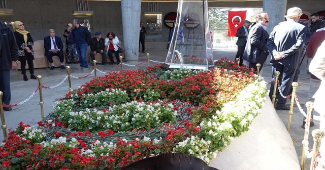 Süleyman Demirel, 100. yılında mezarı başında anıldı