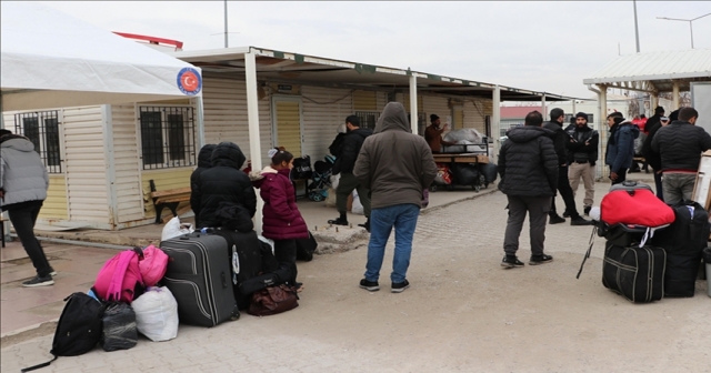 Suriyelilerin ülkelerine dönüşü sürüyor