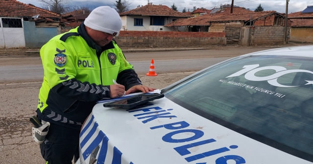 Trafik denetimlerinde 91 bin lira ceza kesildi