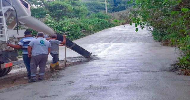 ÜNYE’DE YOL SEFERBERLİĞİ DEVAM EDİYOR