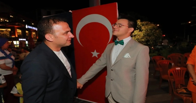 YUNUS EMRE ERGÜNDEN ANLAMLI BAĞIŞ