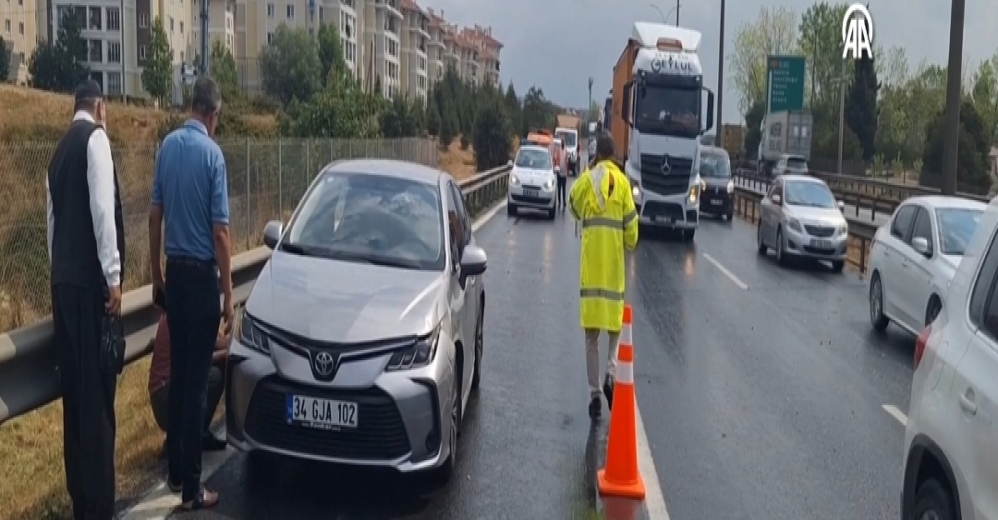 Anadolu Otoyolu'ndaki Zincirleme Kazada 7 kişi Yaralandı..