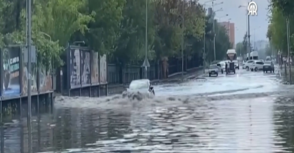 Diyarbakır'da Sağanak Etkili Oldu