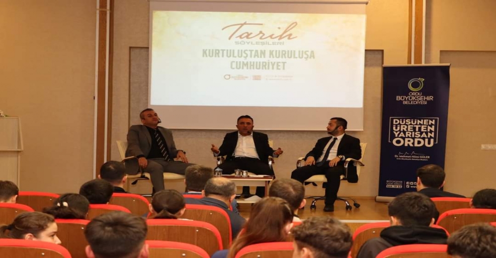 İkizce’de “Kurtuluştan Kuruluşa Cumhuriyet” Söyleşisi