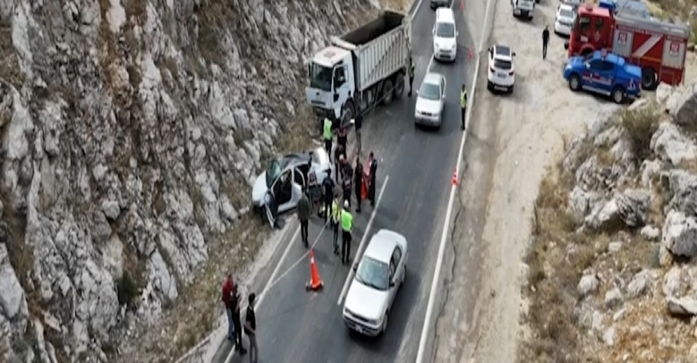 Kahramanmaraş'ta Kaza: 2 Ölü, 1 Yaralı