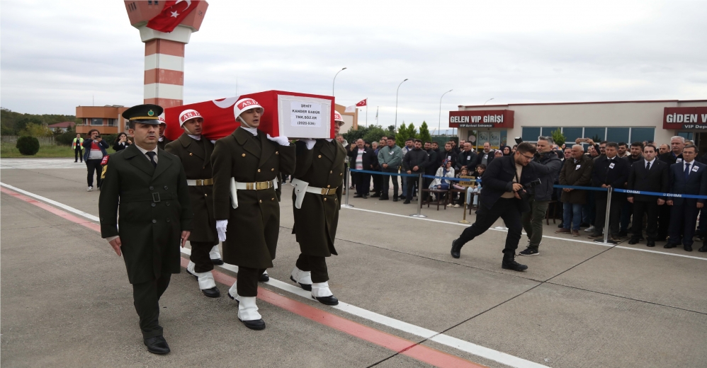 Samsun Şehidini Karşılıyor