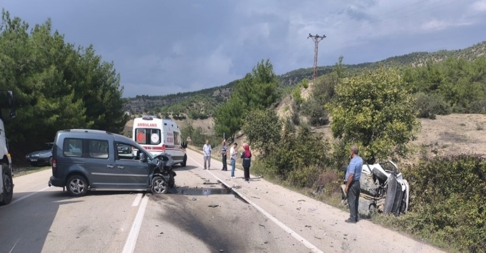 Sinop’ta Kaza: 3 Yaralı