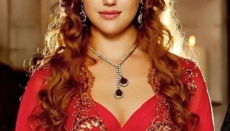 Meryem Uzerli’nin 22 Yaşındaki Hali Gündem Oldu