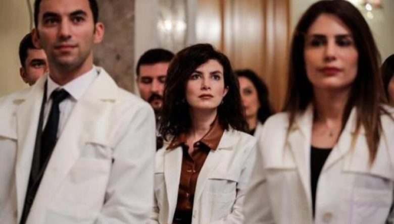Öğretmenlere Önlük Zorunluluğu Geliyor!