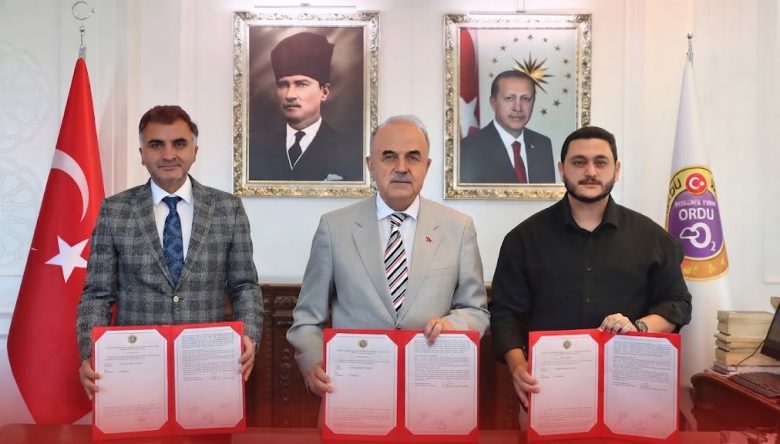 Başöğretmen Anadolu Lisesi’ne Hayırsever Desteği