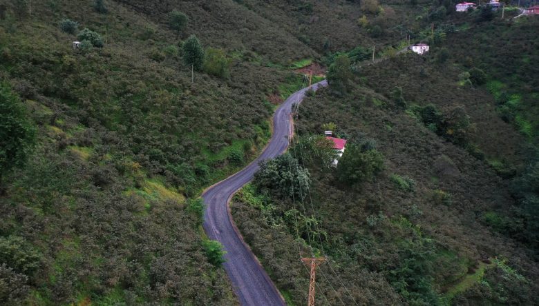 ŞENOCAK’TA 25 YILLIK YOL ÇİLESİ BİTİYOR!