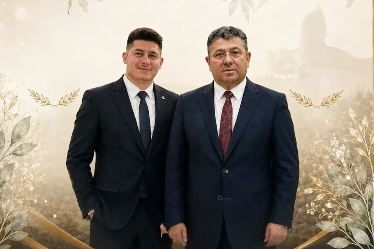 Bu Davetiye Çok Konuşulur: Gelin Yok!