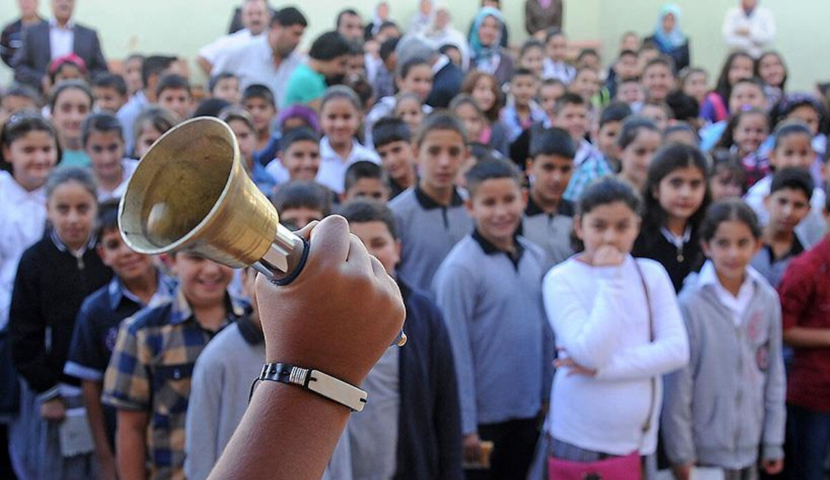Minik Öğrenciler İçin İlk Ders Zili Çaldı